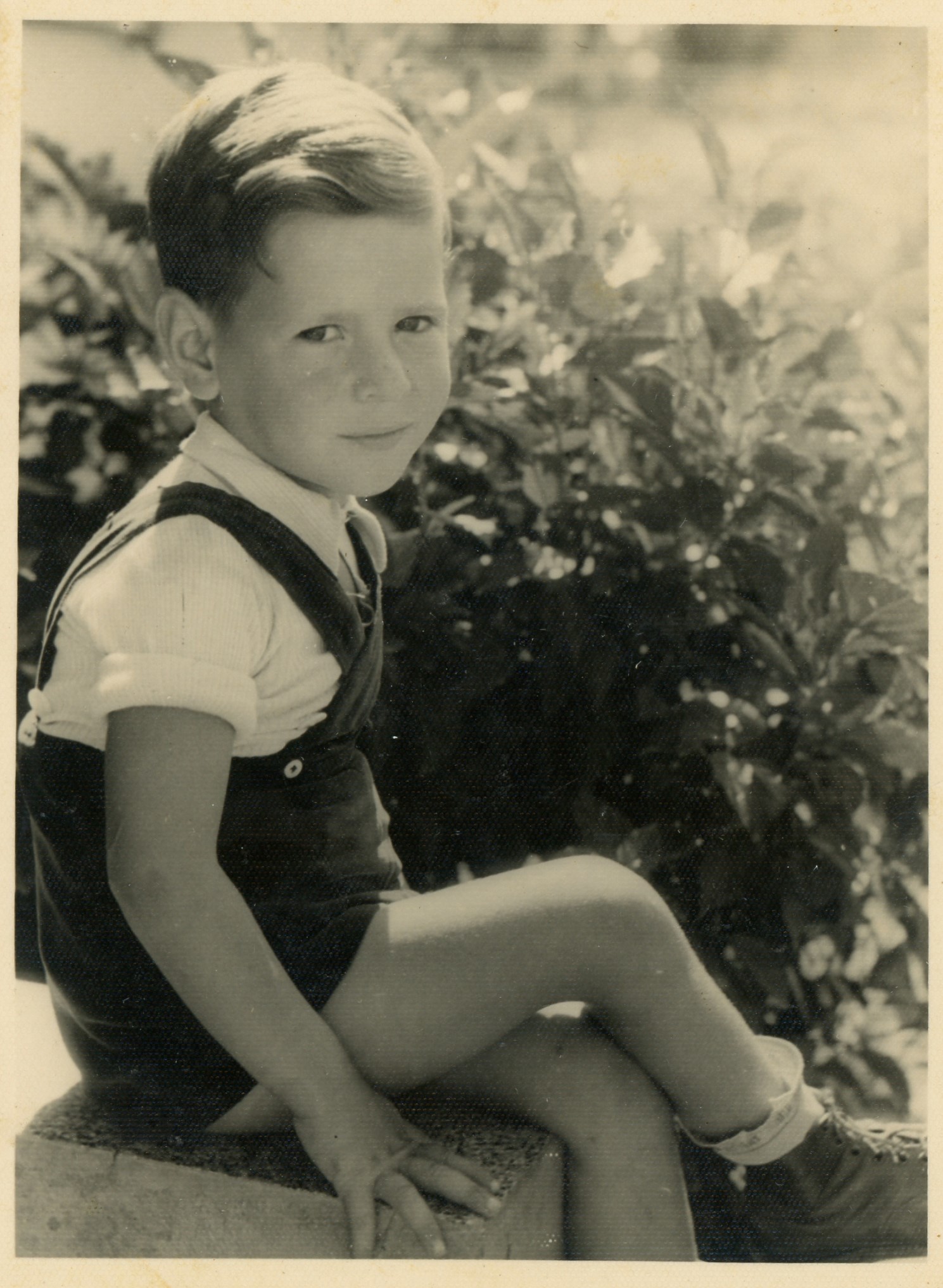 צביקה אושרוביץ בן 5, 1941