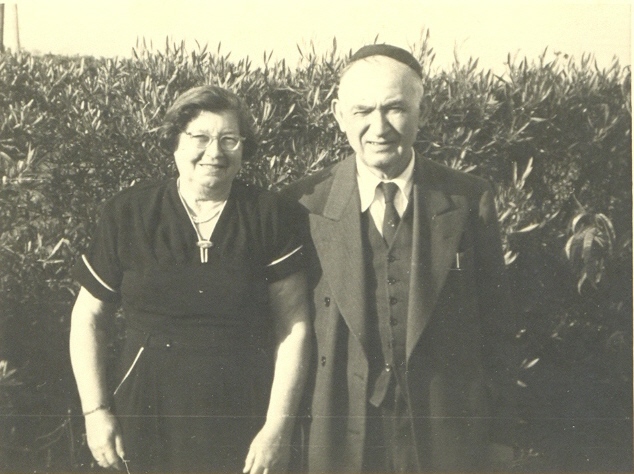 Eliezer Litman and Sarah Rachel Applebaum ca. 1960