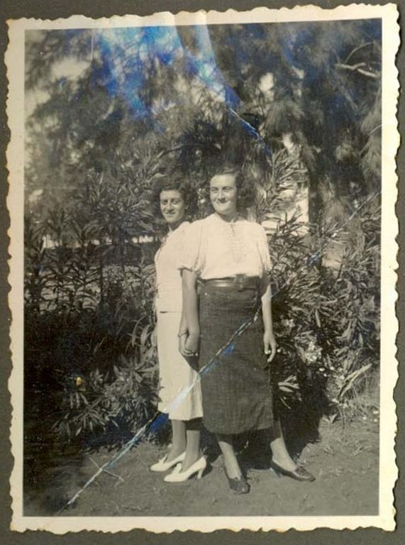 חנה ובלהה אנקר1940
