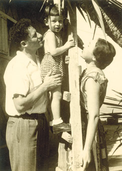 אהרון מגד, אידית צורית ובנם אייל, שנות החמישים