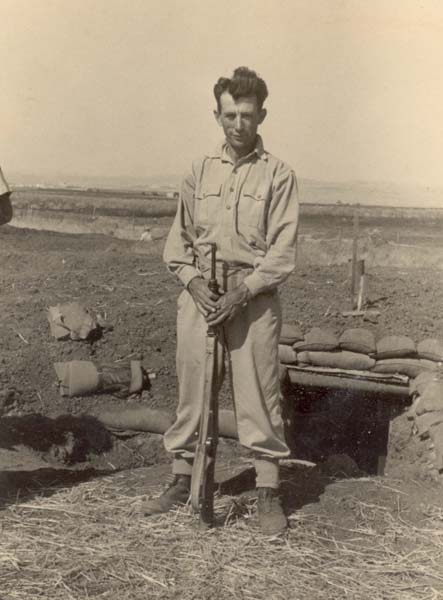 יצחק שקולניק בהגנה 1947