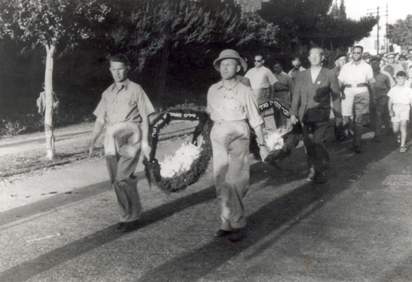 מצעד חברי ההגנה ביום העצמאות הראשון- 1949 (תמ939)