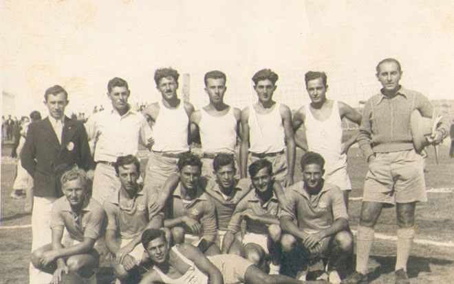 קבוצת כדורגל מכבי רעננה 1935,6 (1347)