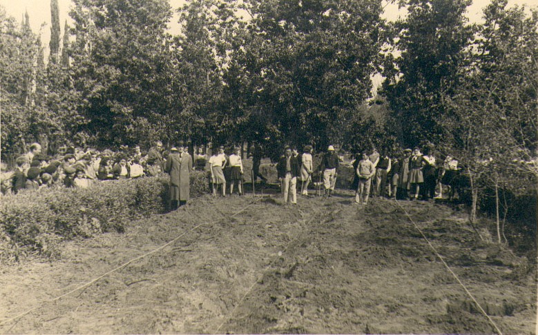 1948, נטיעות בגן הבוטני בביה"ס העממי